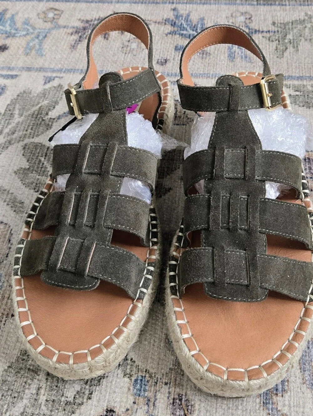 NWT MIA DANETTE Women’s Olive Suede Strappy Espadrille Sandals